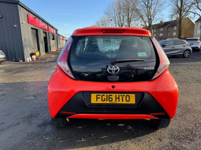 2016 Toyota Aygo 1.0 VVT-i X-Play 5dr